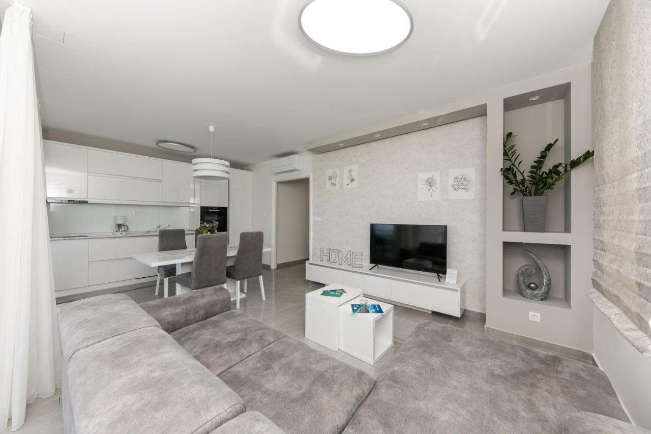 Villa Dora Округ Горни Екстериор снимка